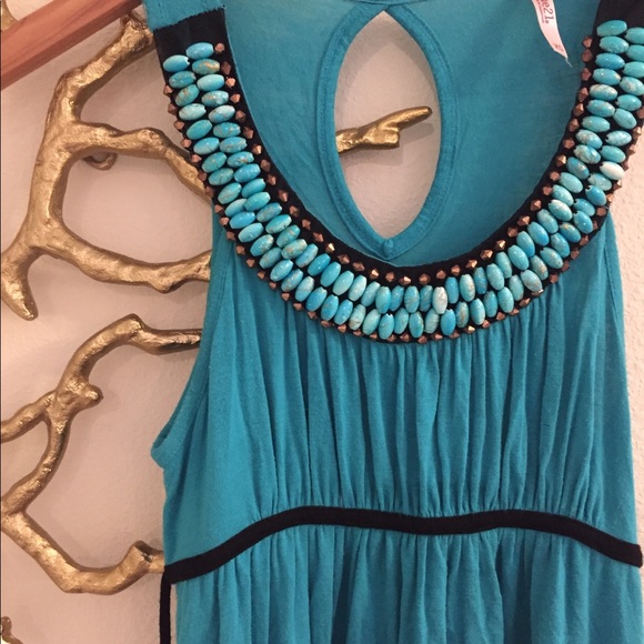 BEADED TOP - Picture 2 of 4